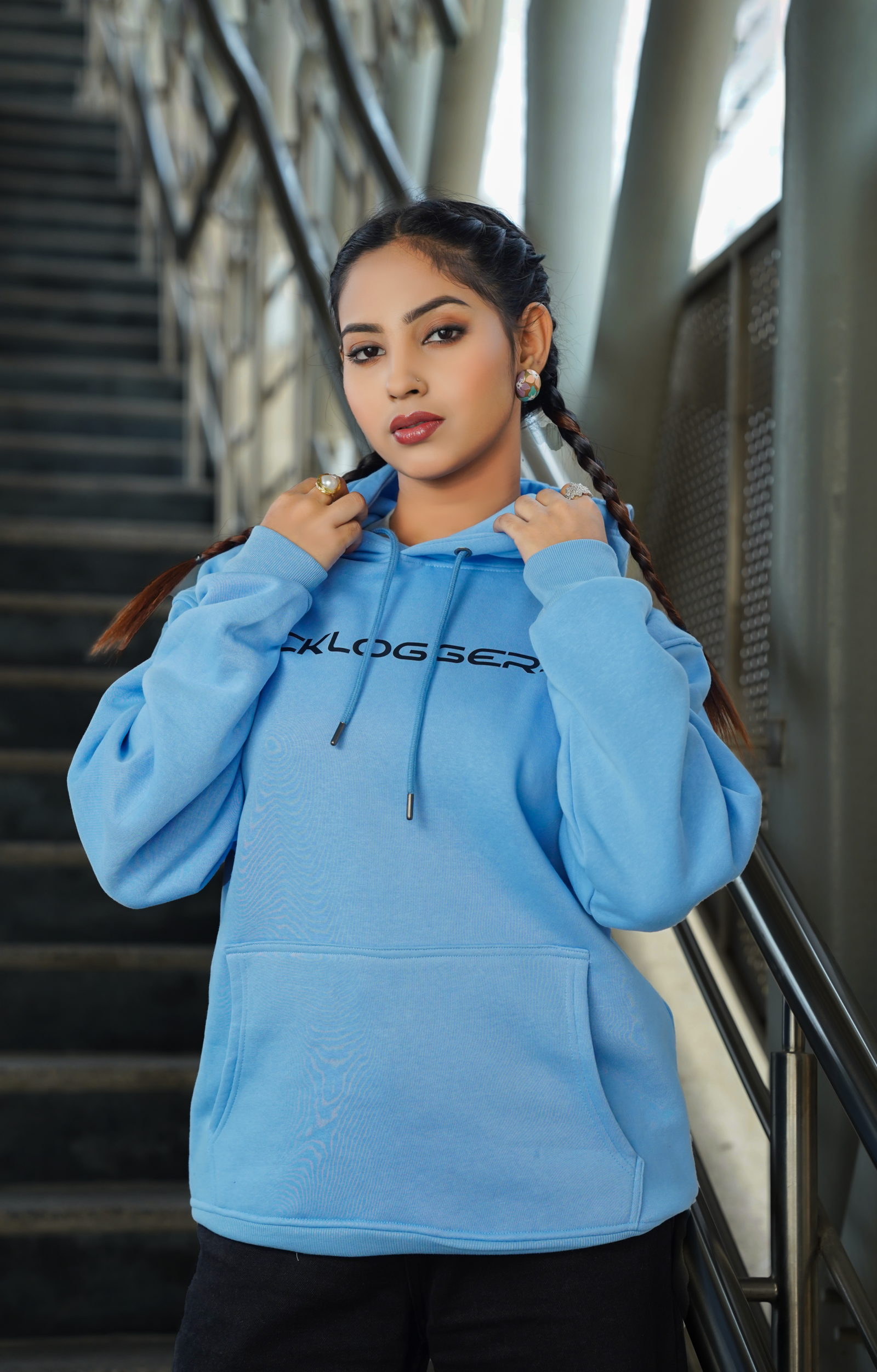 Premium Hoodie Minio - Image 2